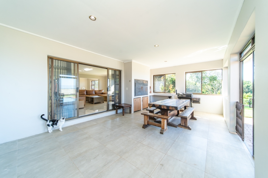 To Let 5 Bedroom Property for Rent in Vincent Heights Eastern Cape